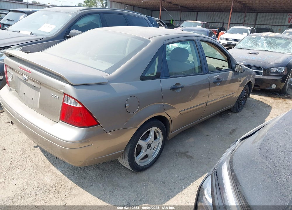 2005 FORD FOCUS ZX4 VIN: 1FAFP34N05W246229
