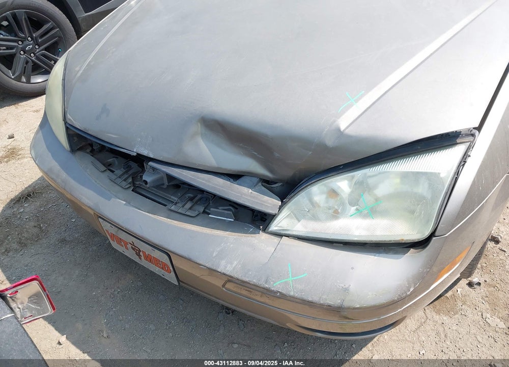 2005 FORD FOCUS ZX4 VIN: 1FAFP34N05W246229