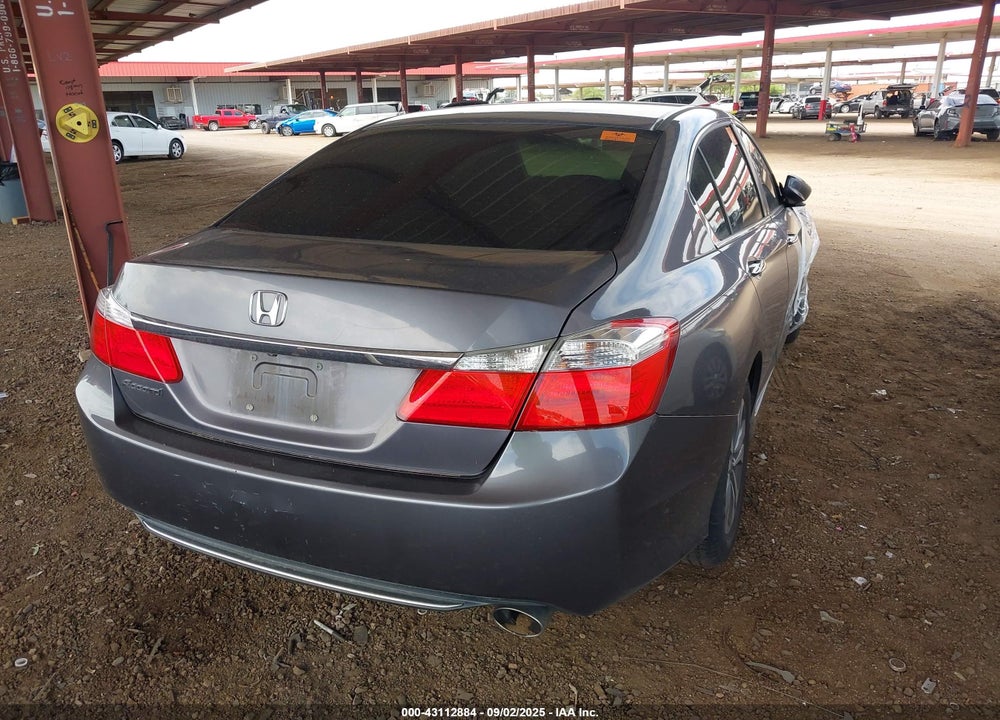 2015 HONDA ACCORD VIN: 1HGCR2F30FA188894