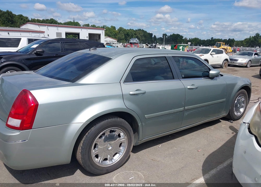 2005 CHRYSLER 300 TOURING VIN: 2C3AA53GX5H512654