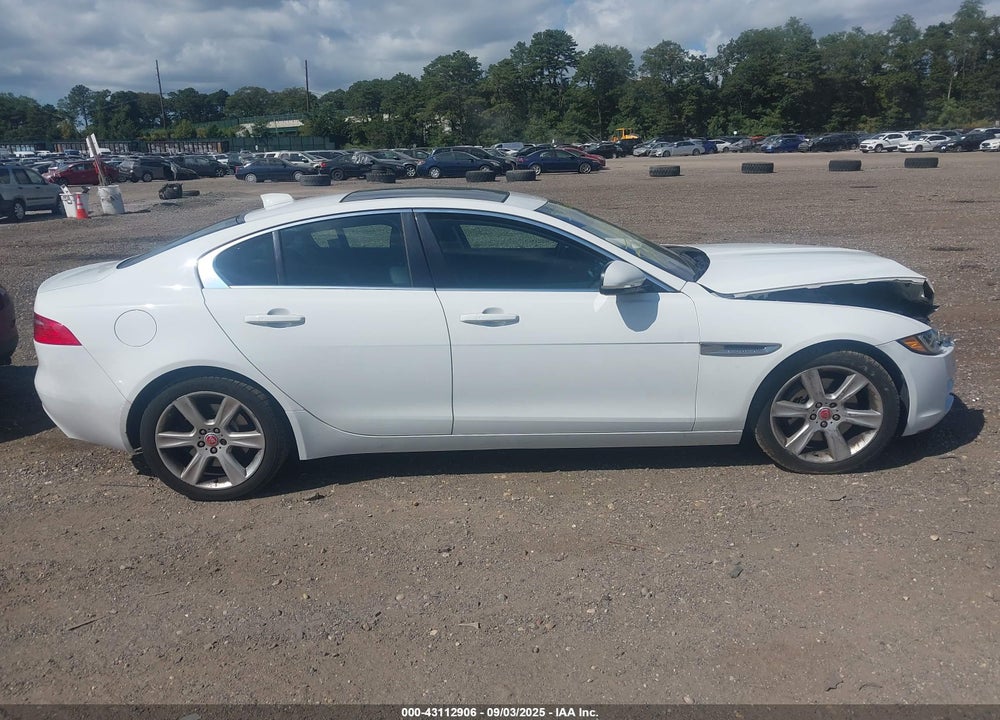 2019 JAGUAR XE VIN: SAJAD4FX6KCP49439