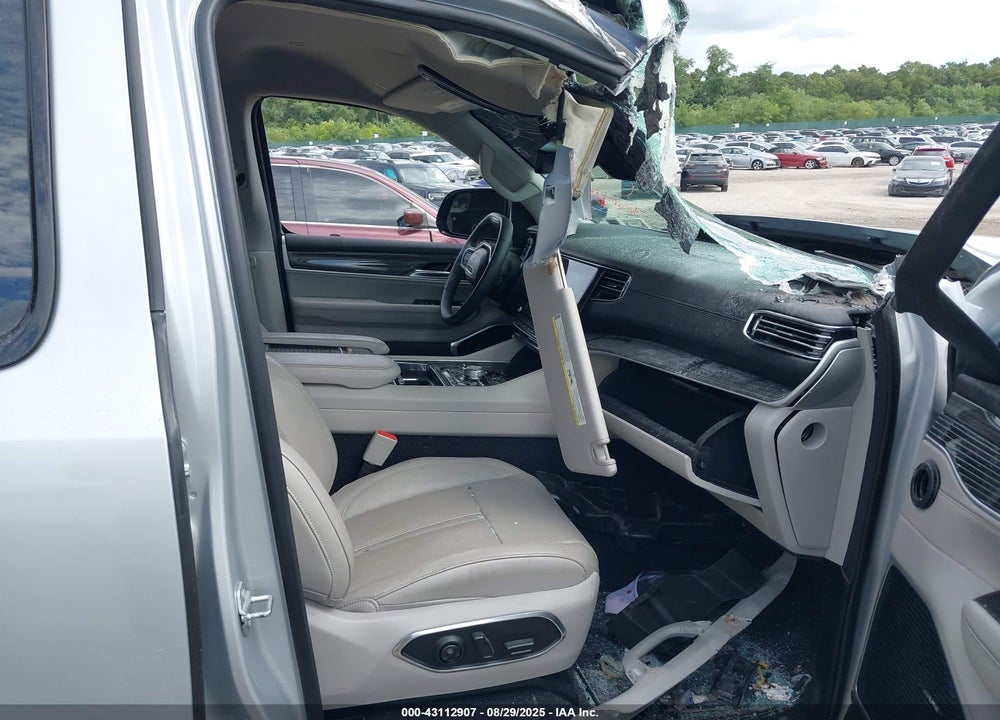 2022 JEEP WAGONEER VIN: 1C4SJVDT4NS136800