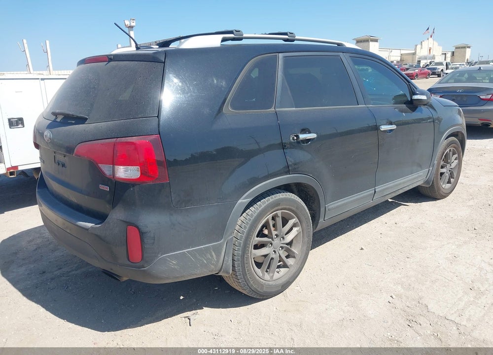 2015 KIA SORENTO VIN: 5XYKT4A6XFG581889