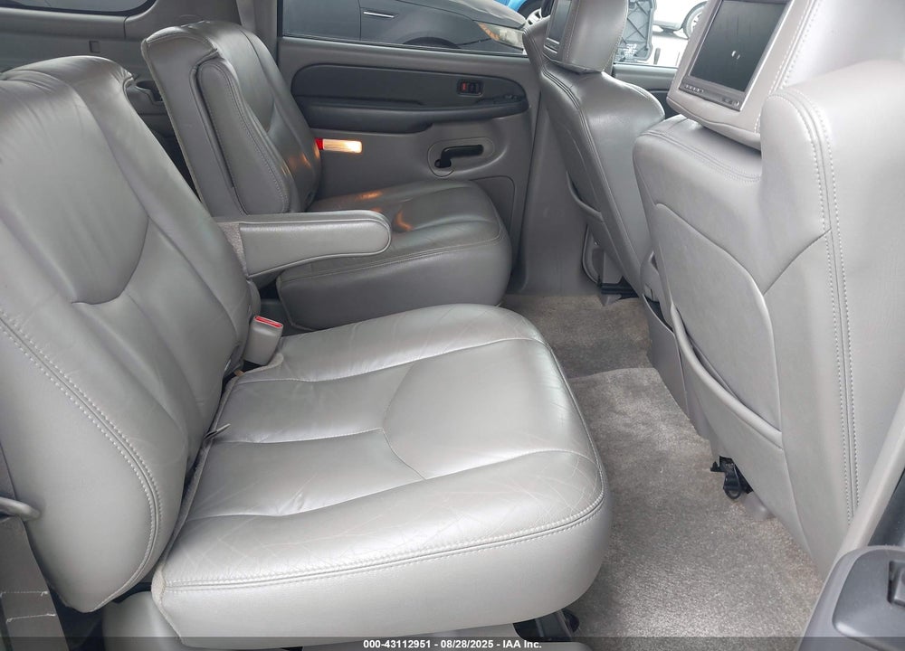 2003 GMC YUKON XL 1500 SLT VIN: 1GKEC16Z23J236810