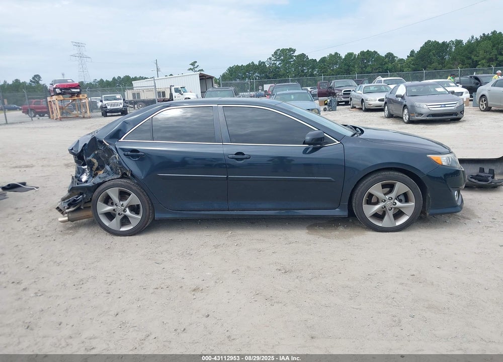 2014 TOYOTA CAMRY SE SPORT VIN: 4T1BF1FK9EU322587