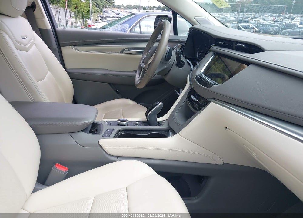 2022 CADILLAC XT5 VIN: 1GYKNDR44NZ158670