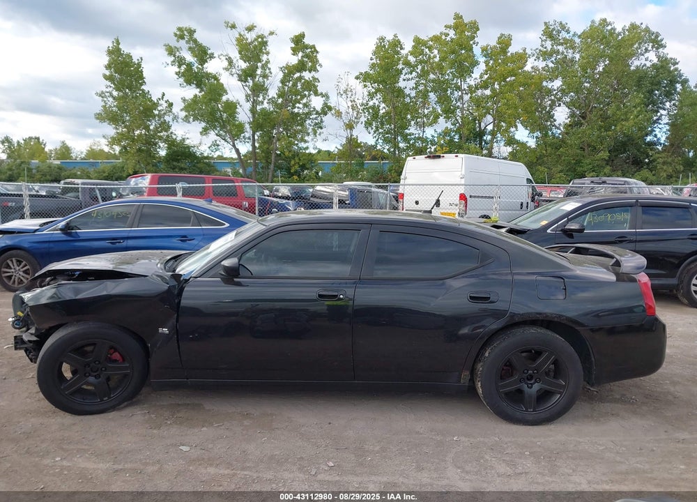 2008 DODGE CHARGER VIN: 2B3KA43G18H333323