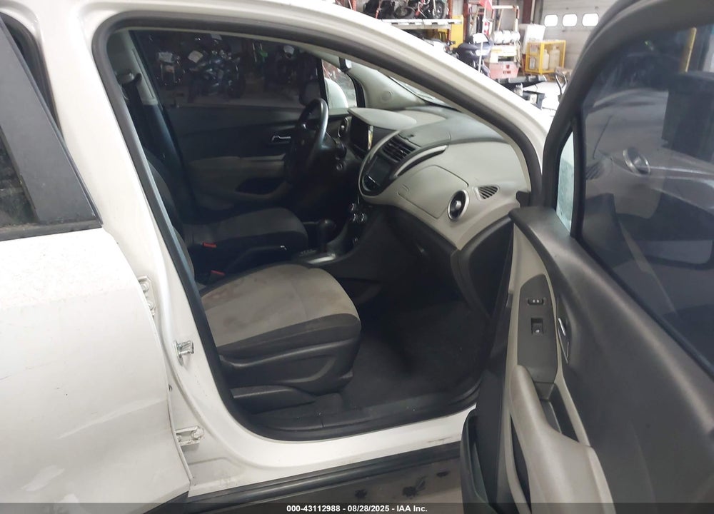 2015 CHEVROLET TRAX VIN: KL7CJKSBXFB206005