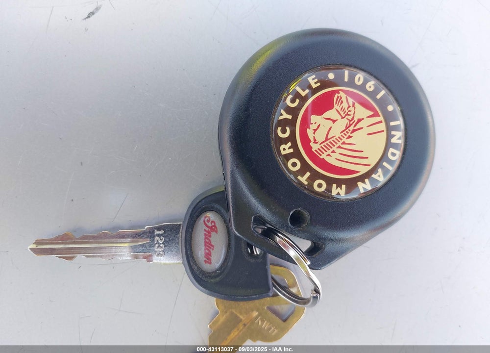 2020 INDIAN MOTORCYCLE CO. CHIEFTAIN VIN: 56KTCBBB0L3384843