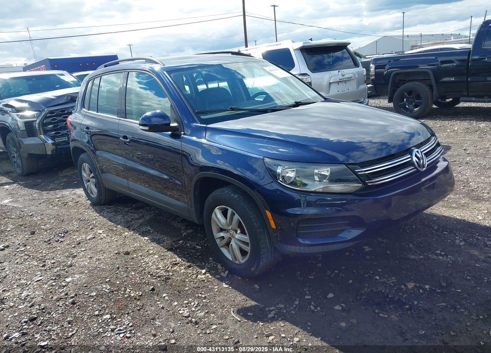2016 VOLKSWAGEN TIGUAN S VIN: WVGBV7AX5GW532913