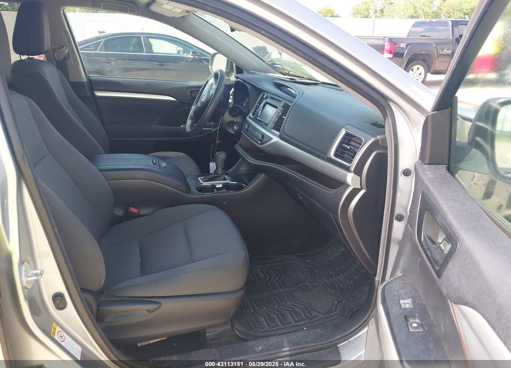 2016 TOYOTA HIGHLANDER VIN: 5TDZKRFHXGS179030