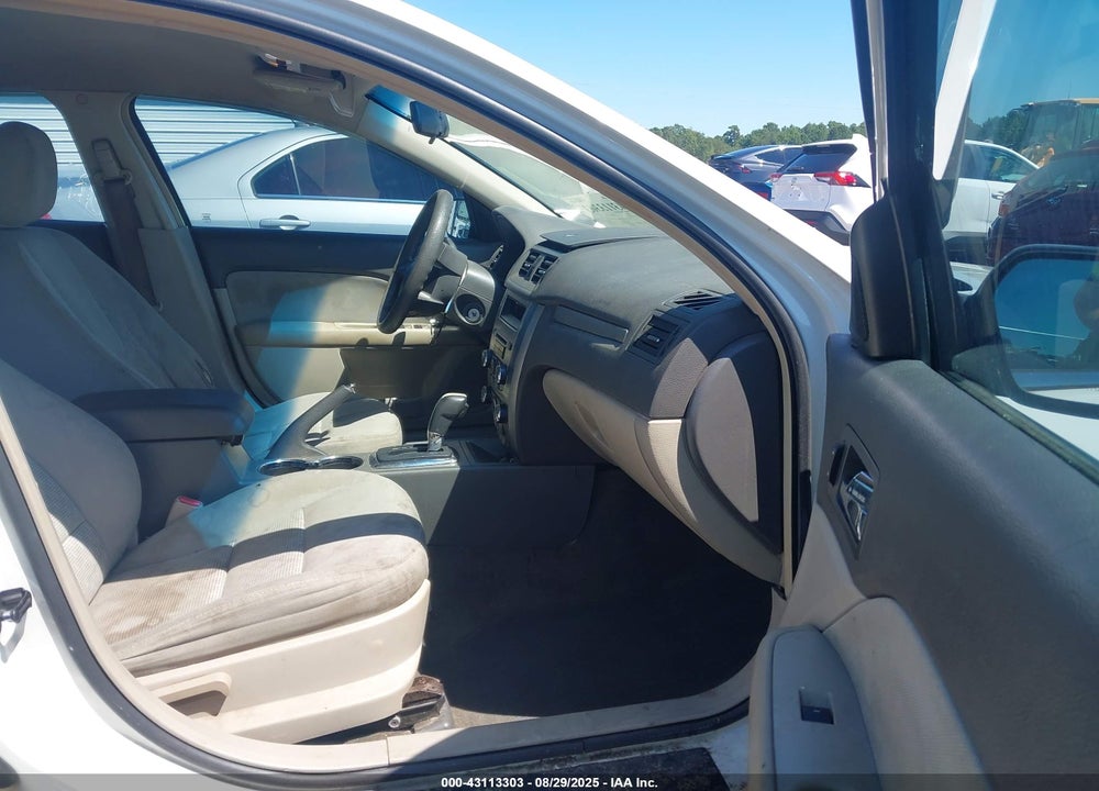 2010 FORD FUSION VIN: 3FAHP0HA5AR326377