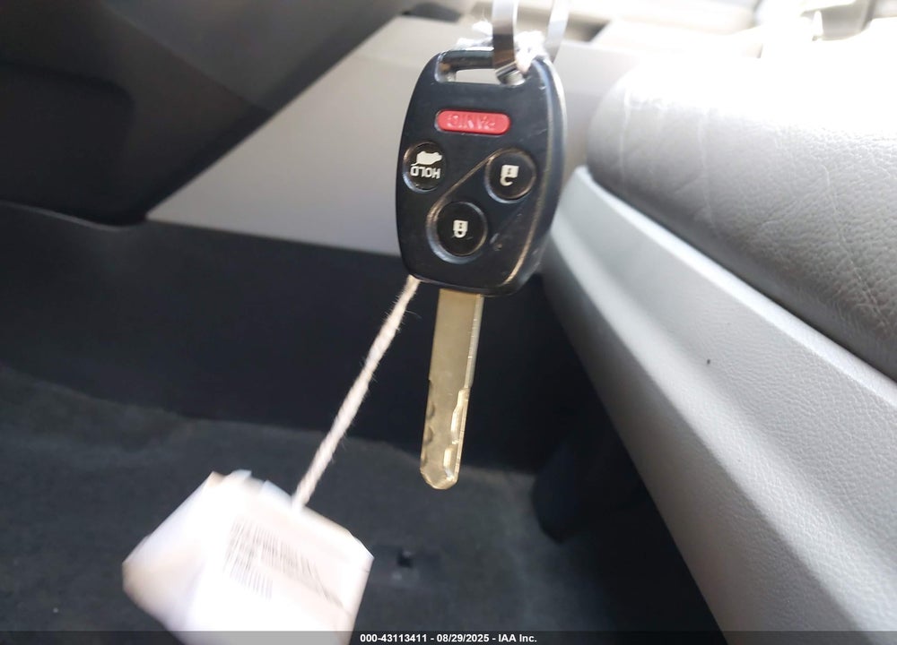 2012 HONDA PILOT VIN: 5FNYF3H64CB021936