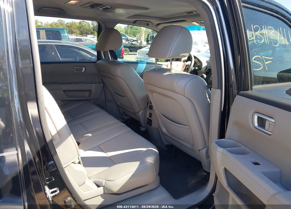 2012 HONDA PILOT VIN: 5FNYF3H64CB021936