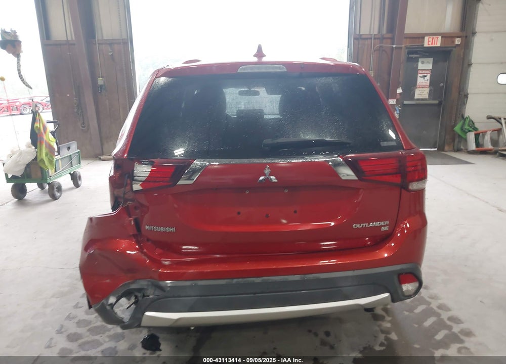 2018 MITSUBISHI OUTLANDER VIN: JA4AZ3A36JZ062756
