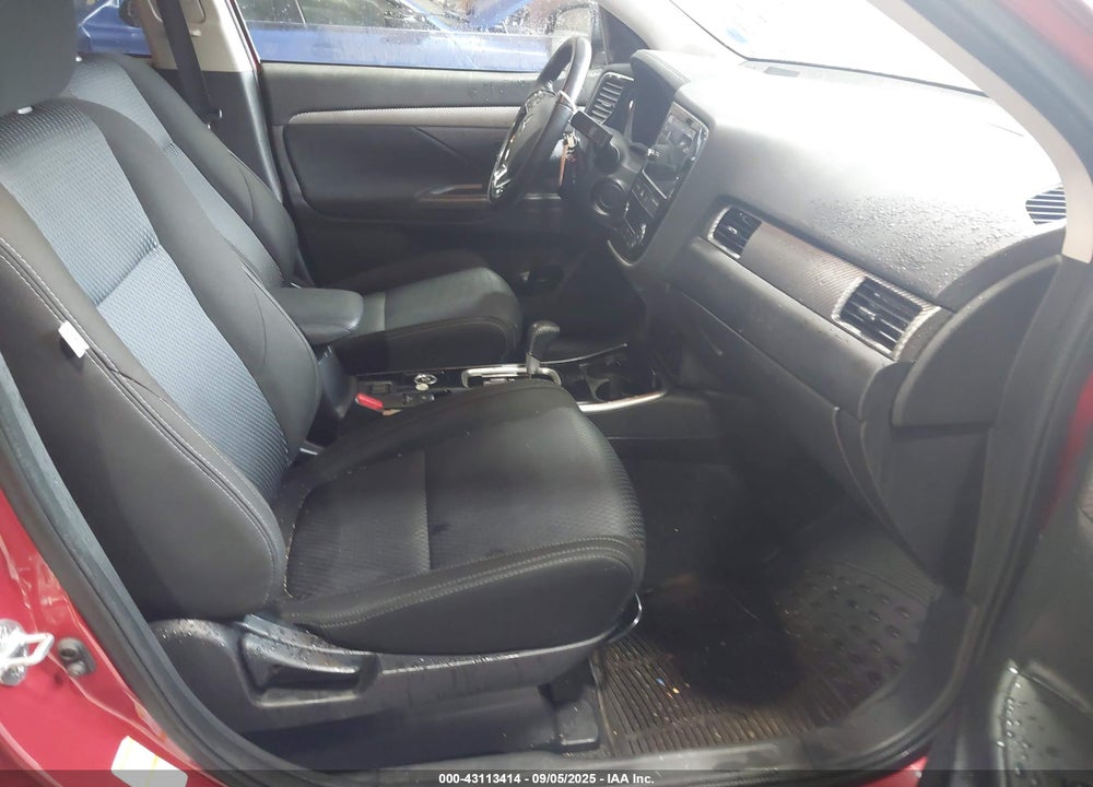 2018 MITSUBISHI OUTLANDER VIN: JA4AZ3A36JZ062756