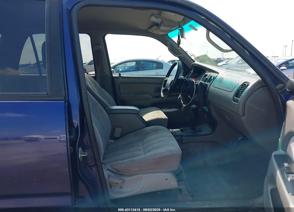 2001 TOYOTA 4RUNNER SR5 V6 VIN: JT3GN86R710204630