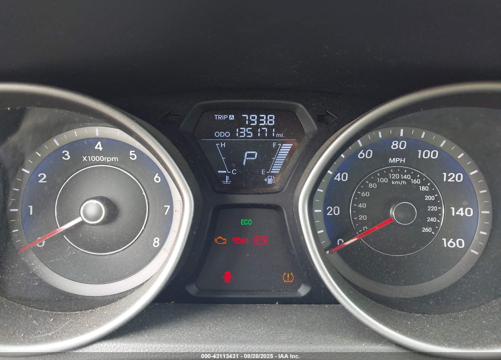 2013 HYUNDAI ELANTRA VIN: KMHDH4AE6DU979982