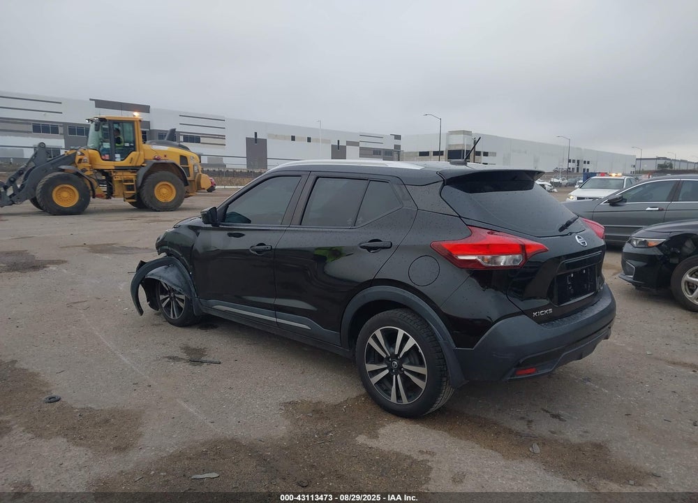 2019 NISSAN KICKS SR VIN: 3N1CP5CU7KL535923