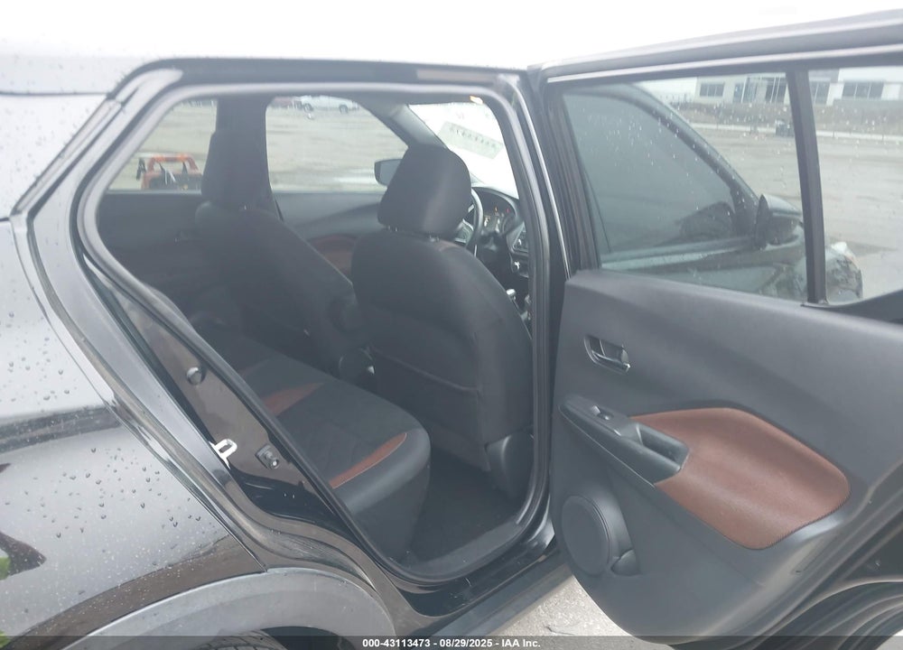 2019 NISSAN KICKS SR VIN: 3N1CP5CU7KL535923