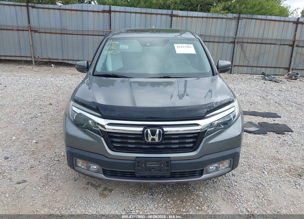 2017 HONDA RIDGELINE VIN: 5FPYK3F78HB033853