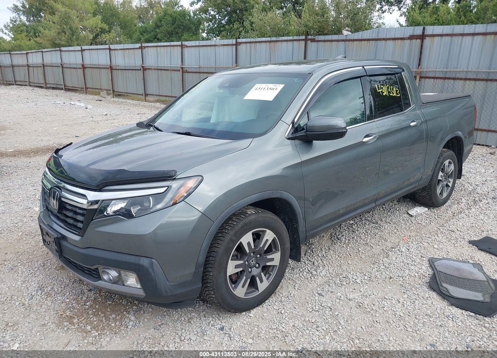 2017 HONDA RIDGELINE VIN: 5FPYK3F78HB033853