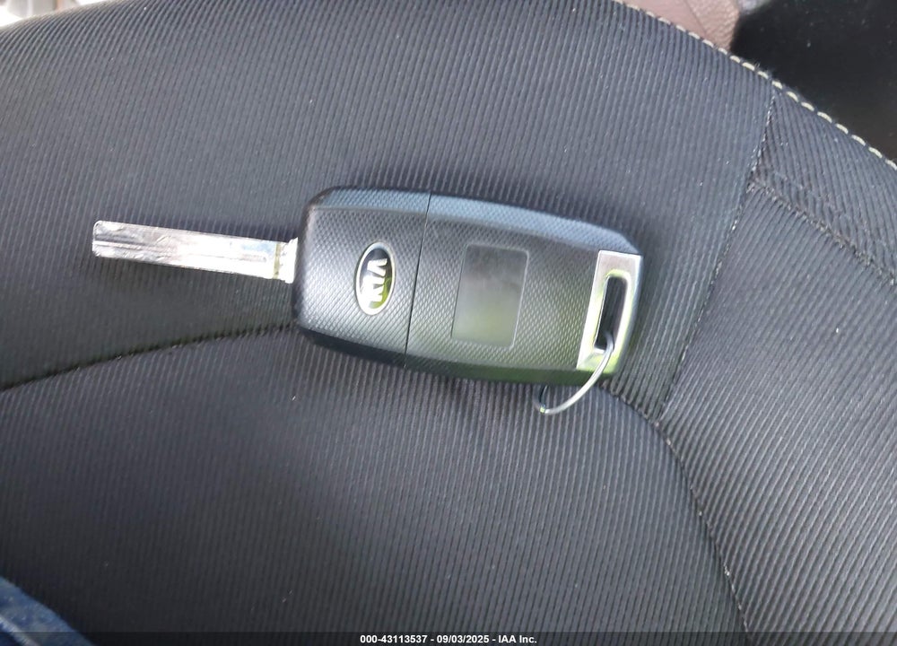 2016 KIA SOUL VIN: KNDJP3A56G7325880