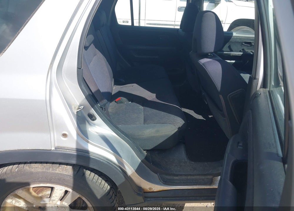 2006 HONDA CR-V LX VIN: SHSRD785X6U419450