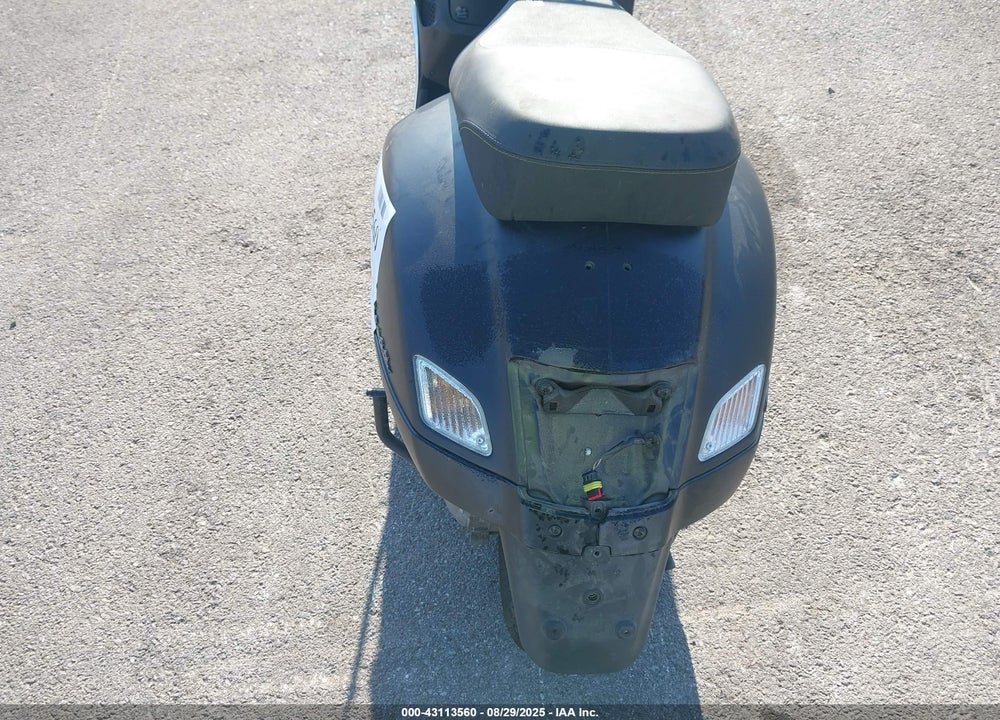 2022 VESPA GTS 300 SUPER VIN: ZAPMA39M7N5203935