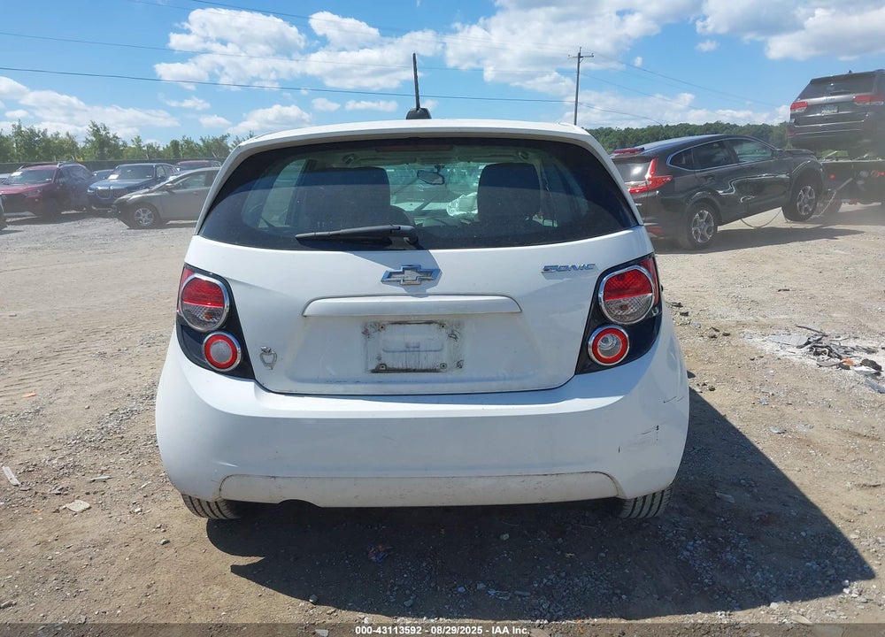 2015 CHEVROLET SONIC VIN: 1G1JA6SG7F4184782