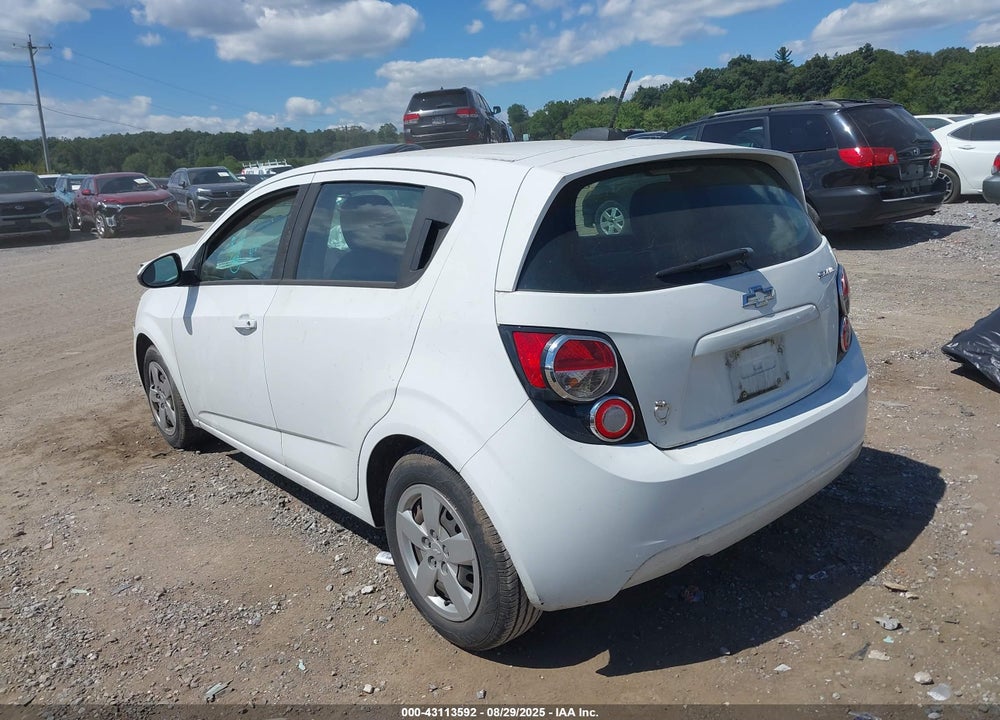 2015 CHEVROLET SONIC VIN: 1G1JA6SG7F4184782