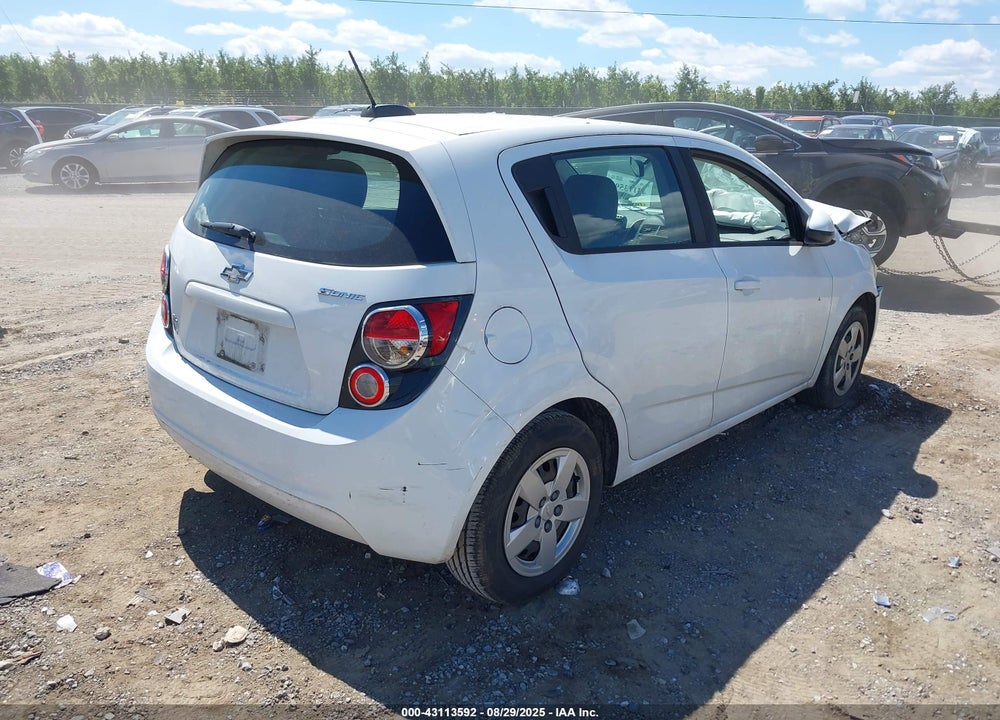 2015 CHEVROLET SONIC VIN: 1G1JA6SG7F4184782