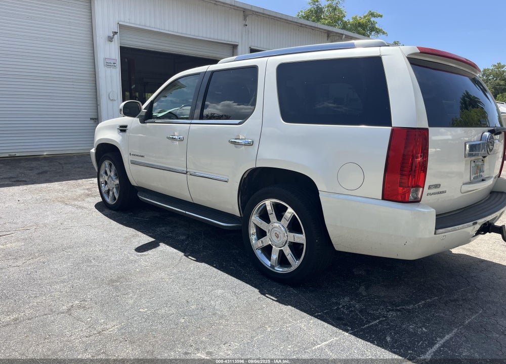 2009 CADILLAC ESCALADE VIN: 1GYFK23219R152935