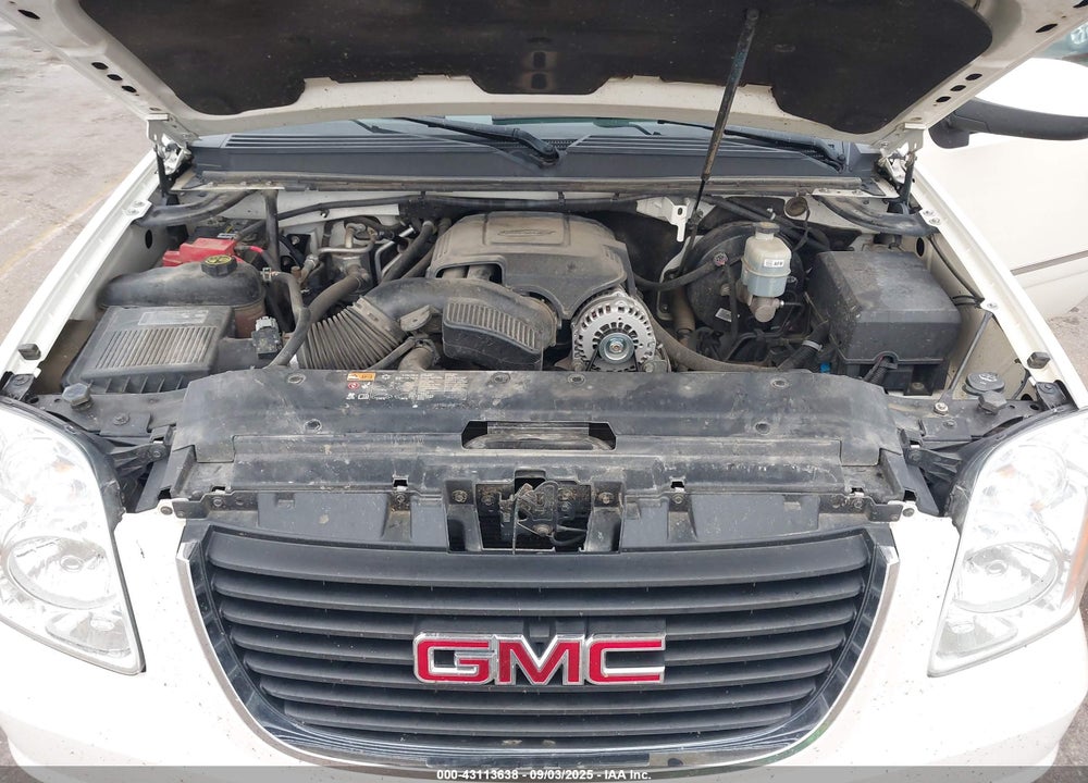 2013 GMC YUKON XL VIN: 1GKS2KE71DR321989