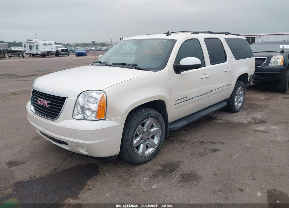 2013 GMC YUKON XL VIN: 1GKS2KE71DR321989