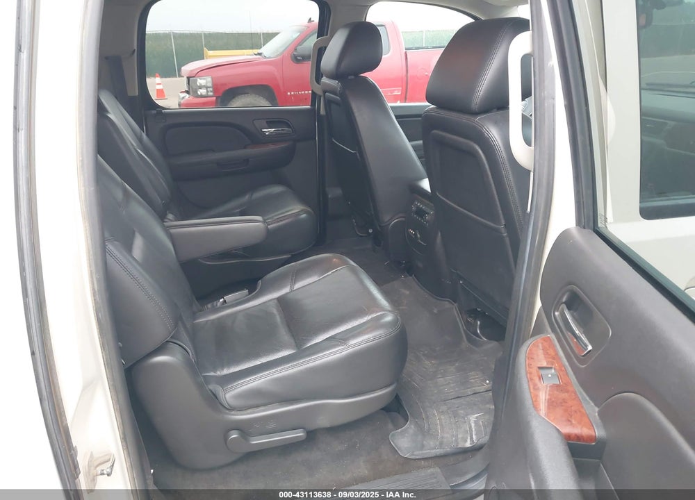 2013 GMC YUKON XL VIN: 1GKS2KE71DR321989