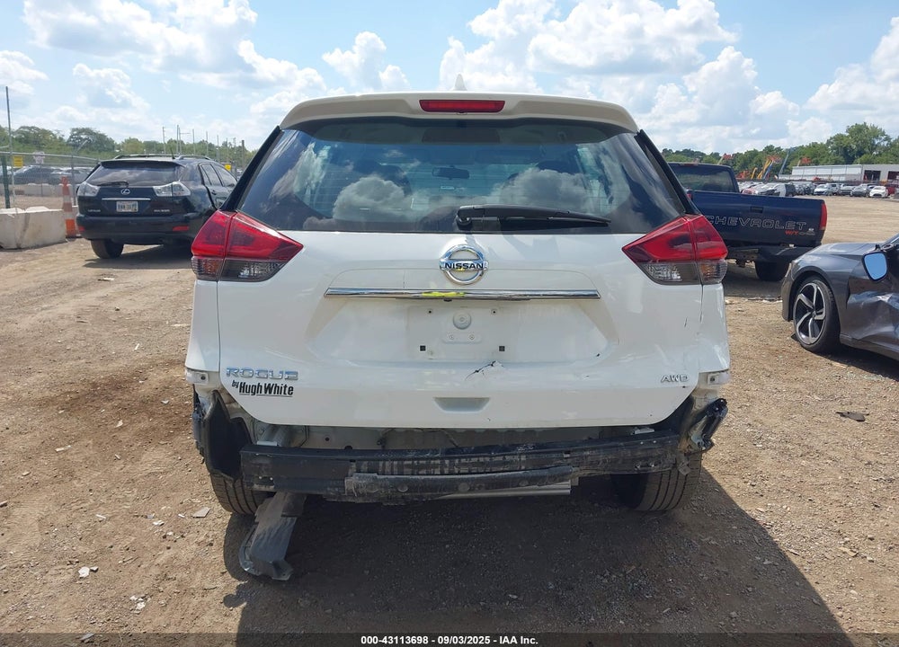2018 NISSAN ROGUE S VIN: 5N1AT2MV4JC723486
