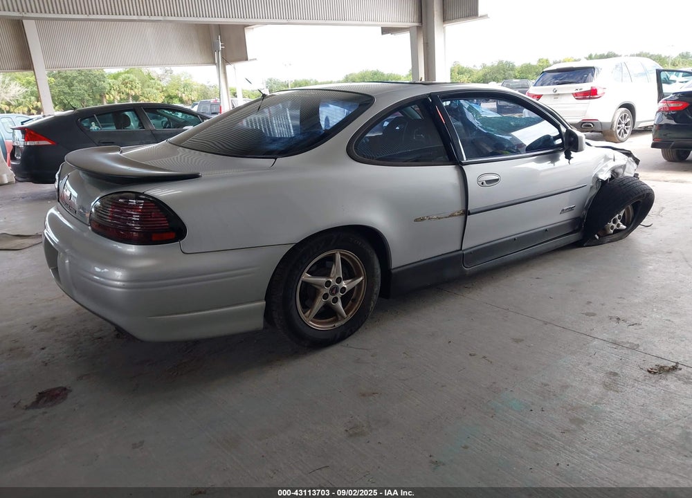 2002 PONTIAC GRAND PRIX GTP VIN: 1G2WR12172F106655