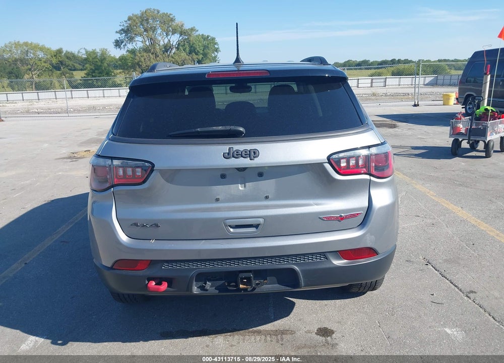 2018 JEEP COMPASS VIN: 3C4NJDDB5JT129622