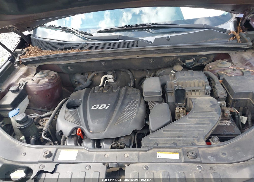 2012 KIA SORENTO LX VIN: 5XYKT3A61CG198588