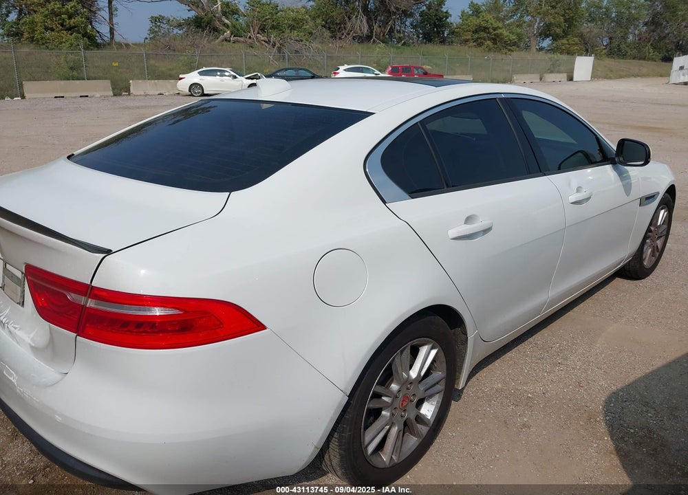 2017 JAGUAR XE 20D PREMIUM VIN: SAJAJ4BNXHA953792