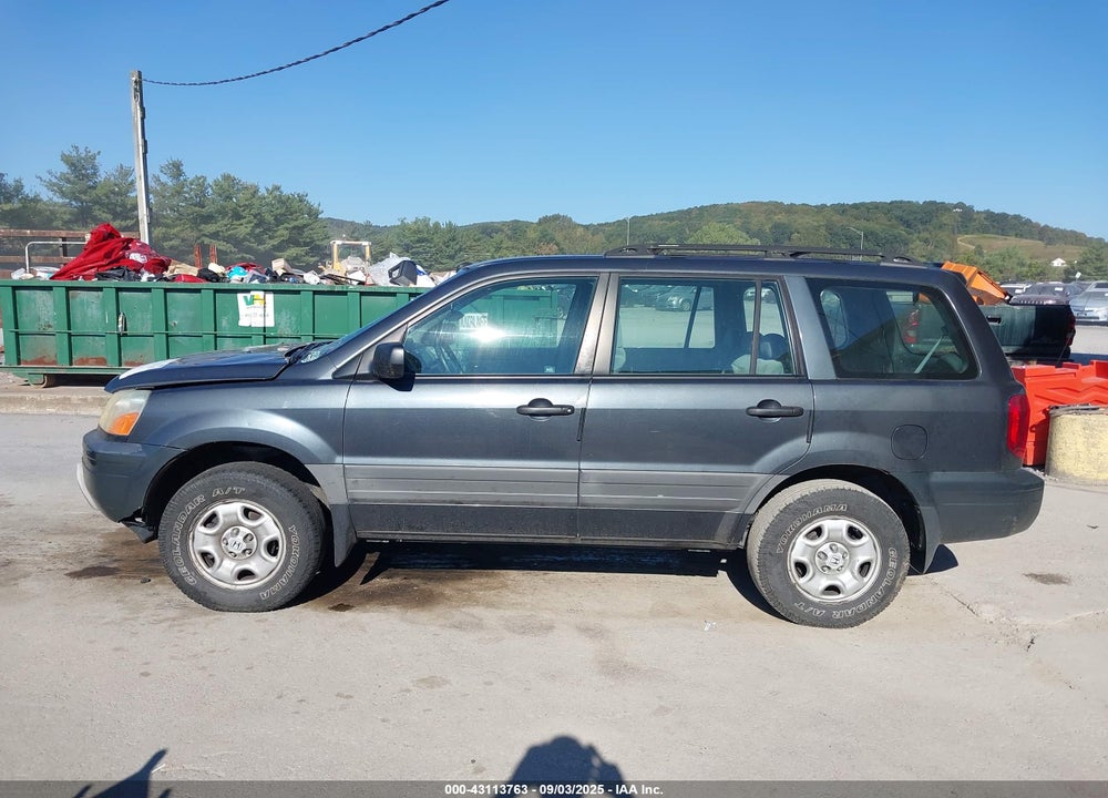 2004 HONDA PILOT LX VIN: 2HKYF18174H613357