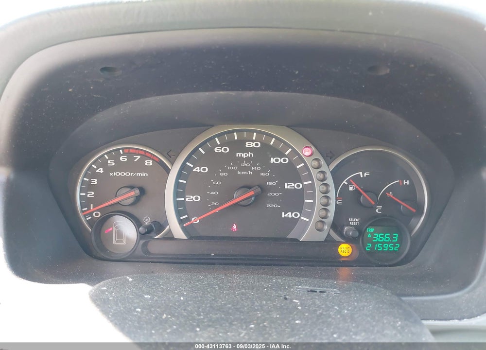 2004 HONDA PILOT LX VIN: 2HKYF18174H613357