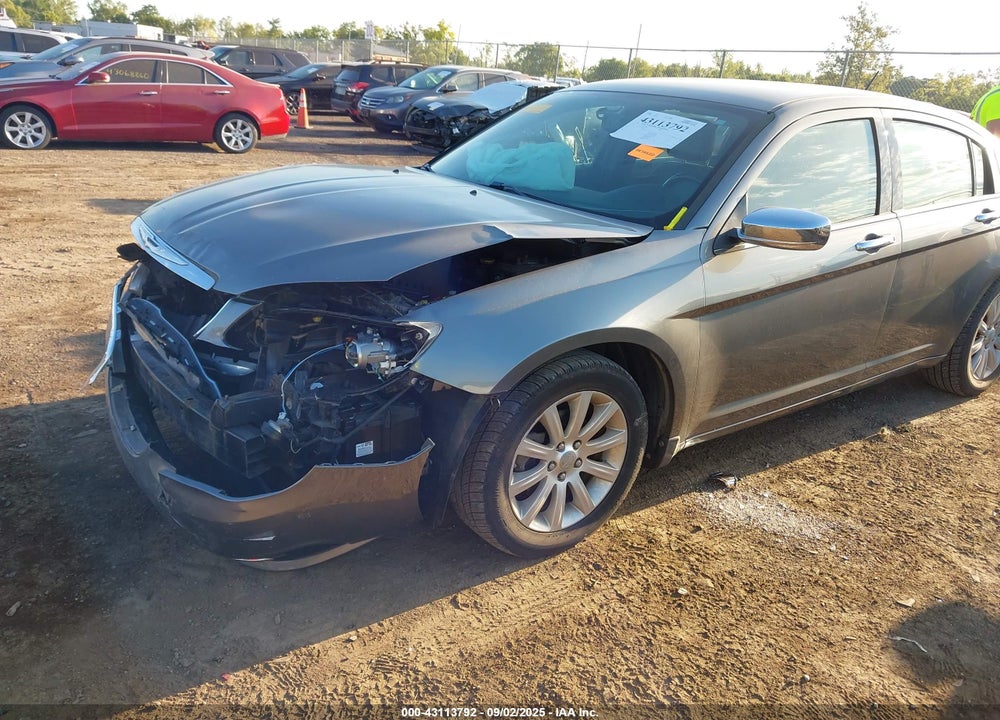 2013 CHRYSLER 200 LIMITED VIN: 1C3CCBCG3DN601814