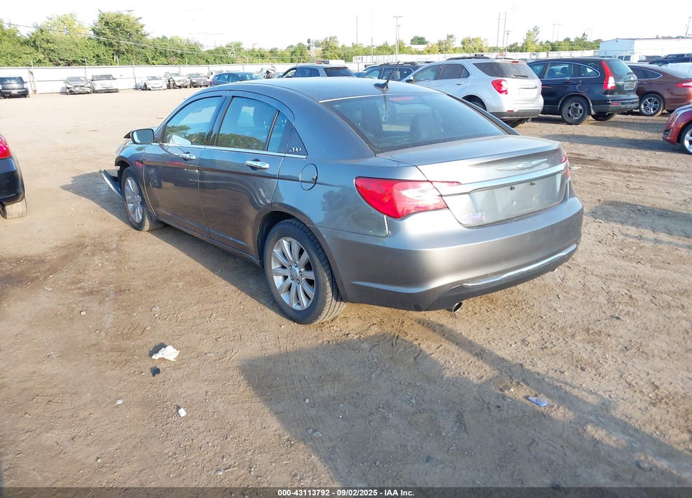 2013 CHRYSLER 200 LIMITED VIN: 1C3CCBCG3DN601814