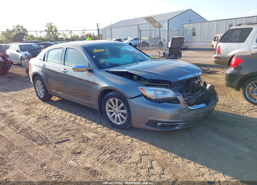 2013 CHRYSLER 200 LIMITED VIN: 1C3CCBCG3DN601814