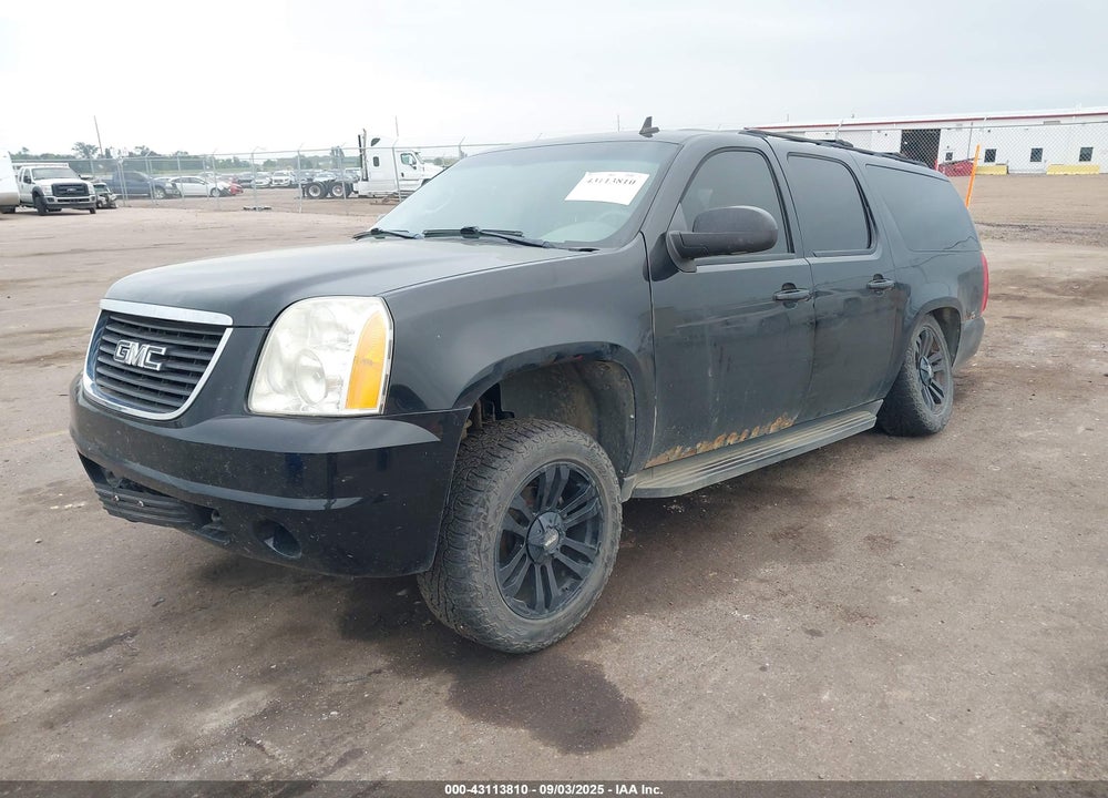 2011 GMC YUKON XL VIN: 1GKS2KE36BR228069