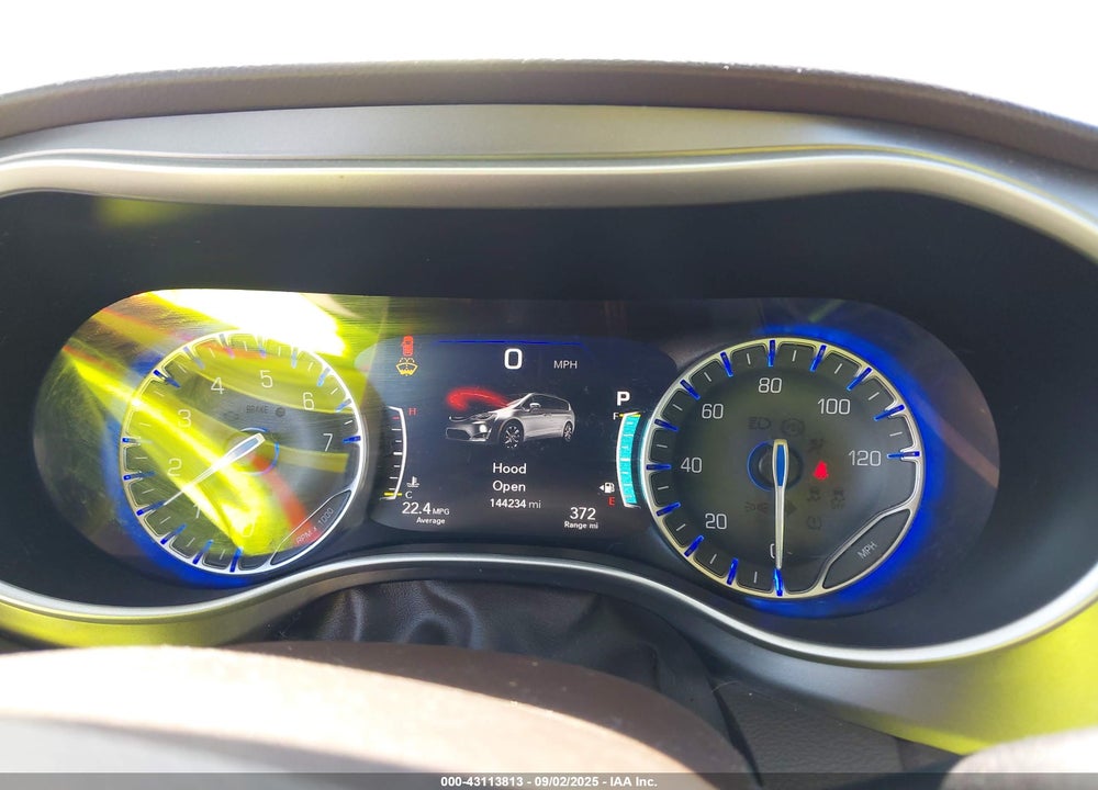 2018 CHRYSLER PACIFICA TOURING L VIN: 2C4RC1BG3JR237166