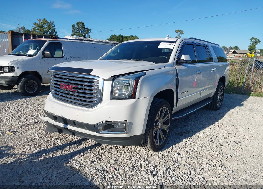 2019 GMC YUKON XL VIN: 1GKS2GKC8KR102829