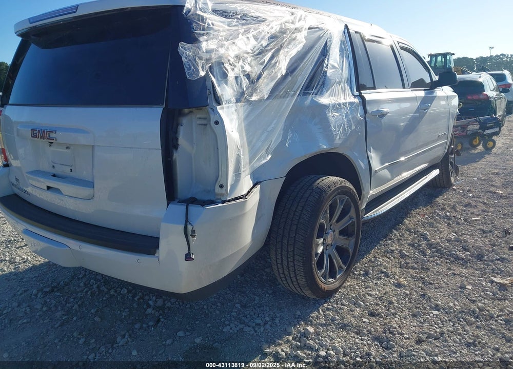 2019 GMC YUKON XL VIN: 1GKS2GKC8KR102829